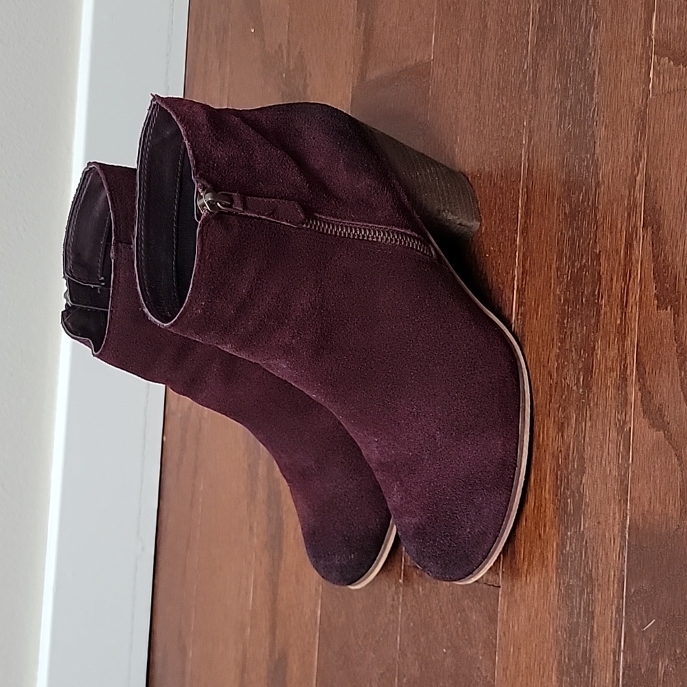 Cranberry healed boots